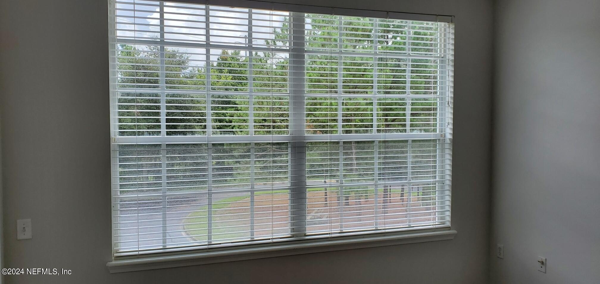 10550 Baymeadows Road, Unit 1012 Jacksonville, FL 32256 - Photo 8 of 18 a view of a window