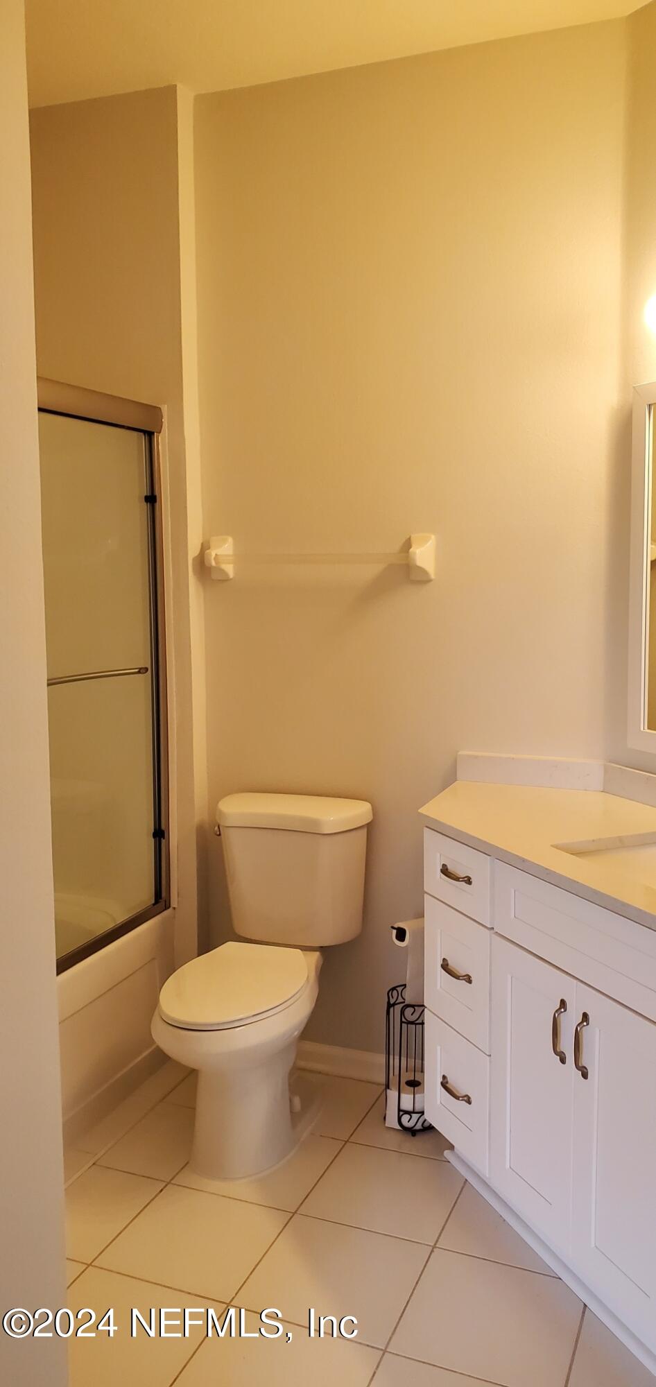10550 Baymeadows Road, Unit 1012 Jacksonville, FL 32256 - Photo 10 of 18 a bathroom with a toilet and a shower