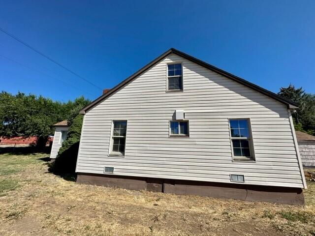 5825 Wocus Road Klamath Falls, OR 97601 - Photo 8 of 43 10