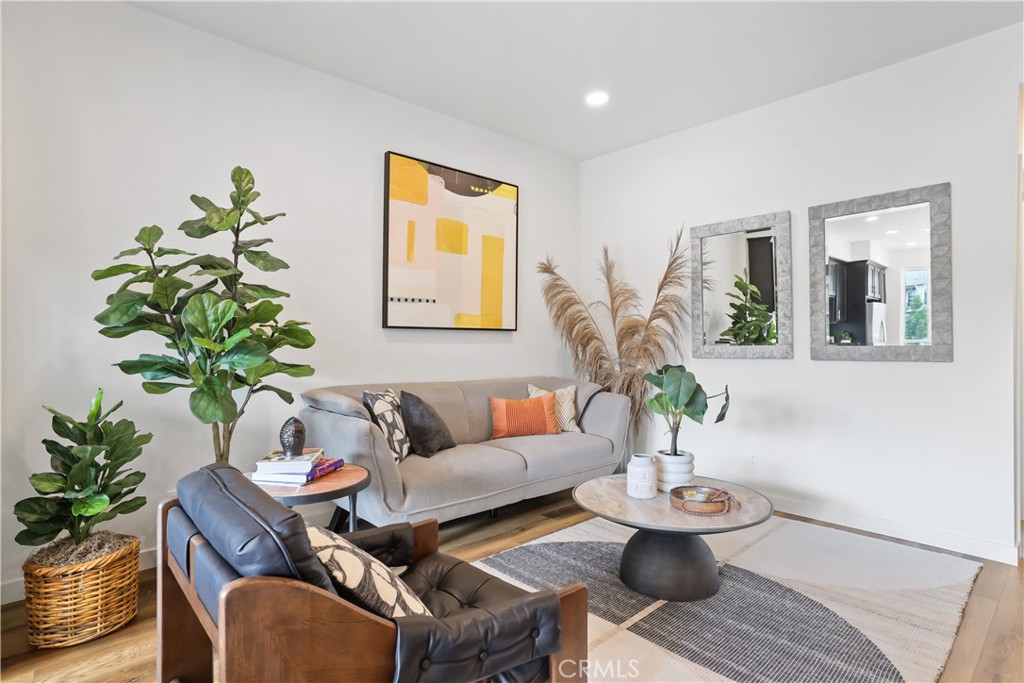 44 Bigsby Drive Stanton, CA 90680 - Photo 3 of 26