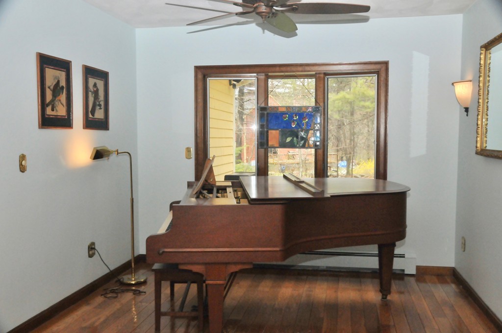 13 Tenney Road Westford, MA 01886 - Photo 9 of 28