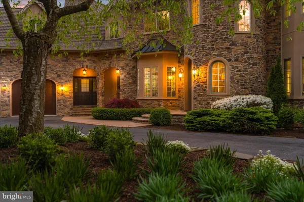 $1,400,000 | 12565 Stone Crest Circle, Waynesboro, PA 17268