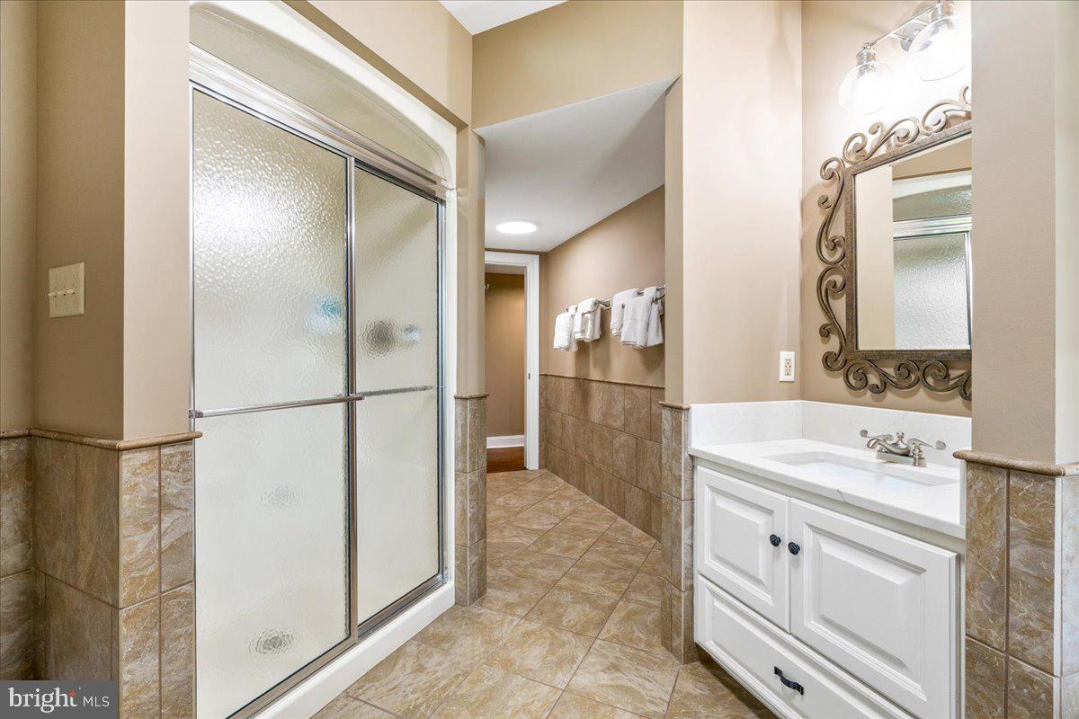 12565 Stone Crest Circle Waynesboro, PA 17268 - Photo 104 of 146 Full bath with steam shower