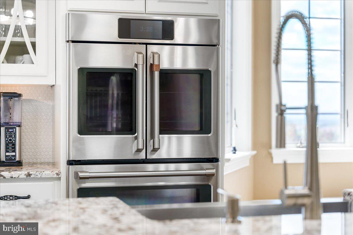 12565 Stone Crest Circle Waynesboro, PA 17268 - Photo 25 of 146 Double oven