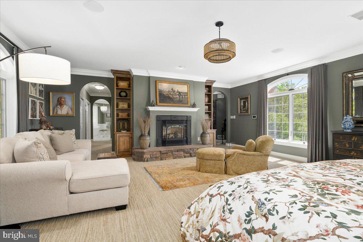 12565 Stone Crest Circle Waynesboro, PA 17268 - Photo 46 of 146 Primary suite