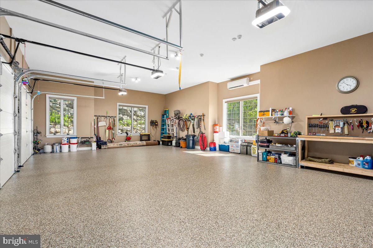 12565 Stone Crest Circle Waynesboro, PA 17268 - Photo 88 of 146 Garage
