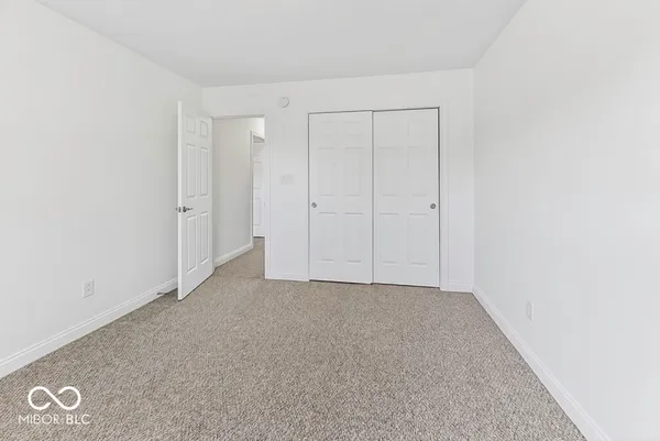 $318,500 | 2212 Southlake Avenue East, Greenwood, IN 46143