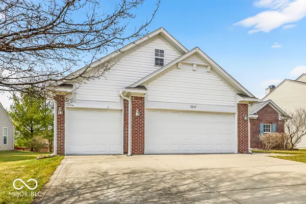 $318,500 | 2212 Southlake Avenue East, Greenwood, IN 46143