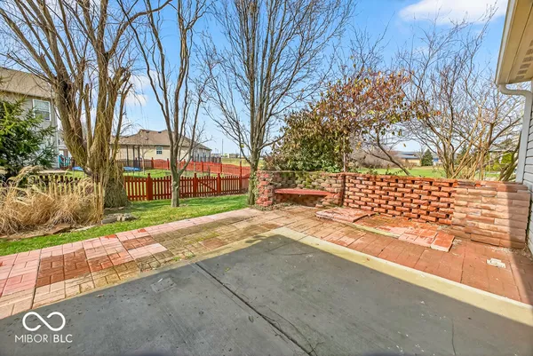 $318,500 | 2212 Southlake Avenue East, Greenwood, IN 46143