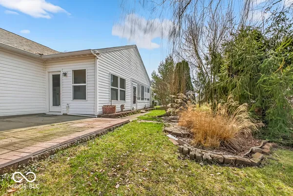$318,500 | 2212 Southlake Avenue East, Greenwood, IN 46143