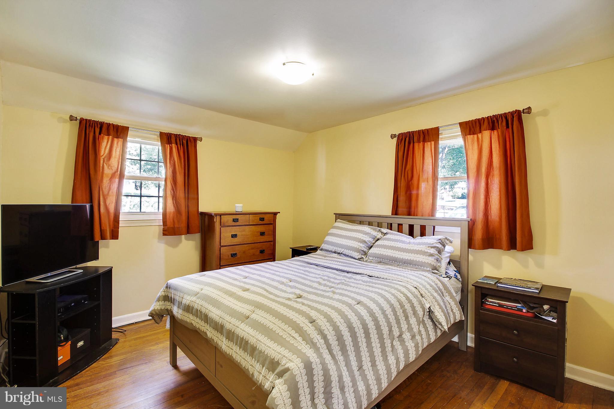 12530 Epping Court Silver Spring, MD 20906 - Photo 10 of 19 Bedroom