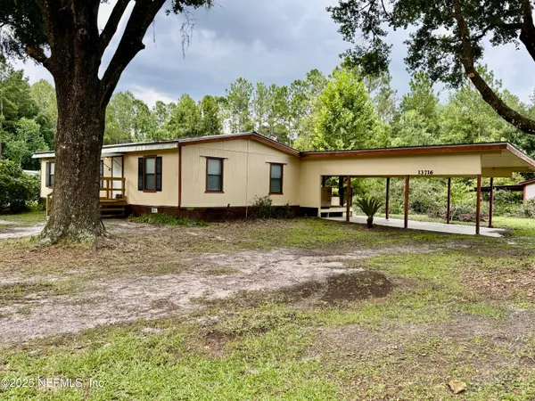 $1,995 | 13716 John Williams Road, Sanderson, FL 32087