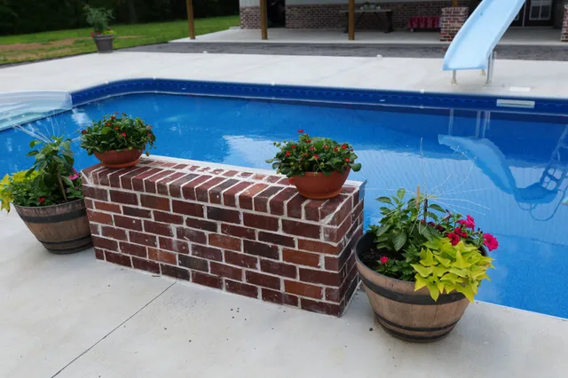 $1,299,900 | 450 Paul Thompson Road, Bethpage, TN 37022