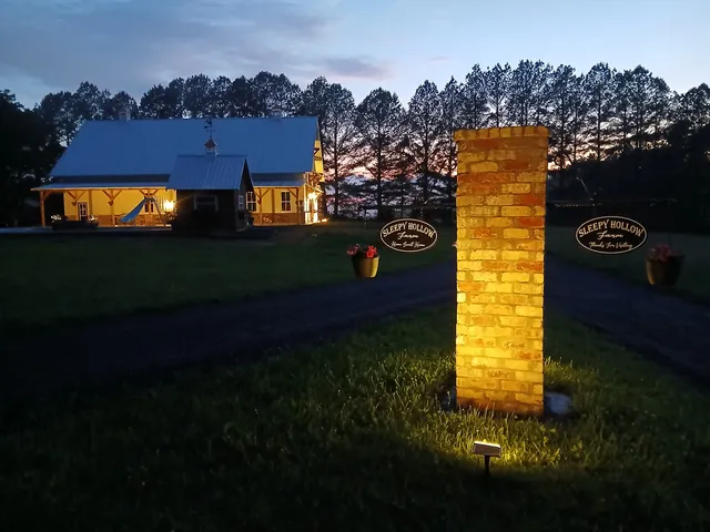 $1,299,900 | 450 Paul Thompson Road, Bethpage, TN 37022