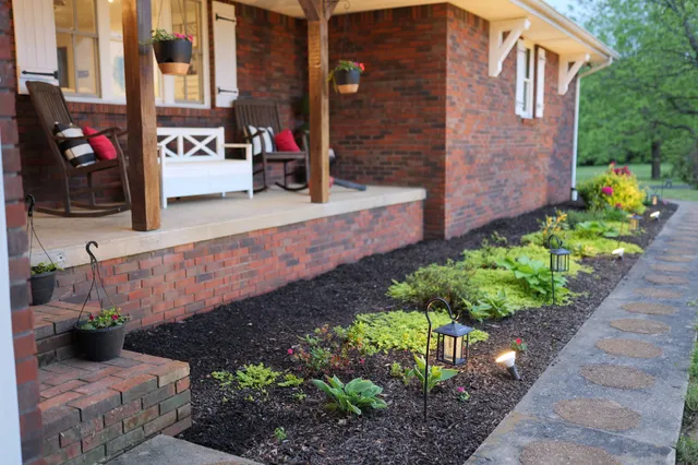 $1,299,900 | 450 Paul Thompson Road, Bethpage, TN 37022