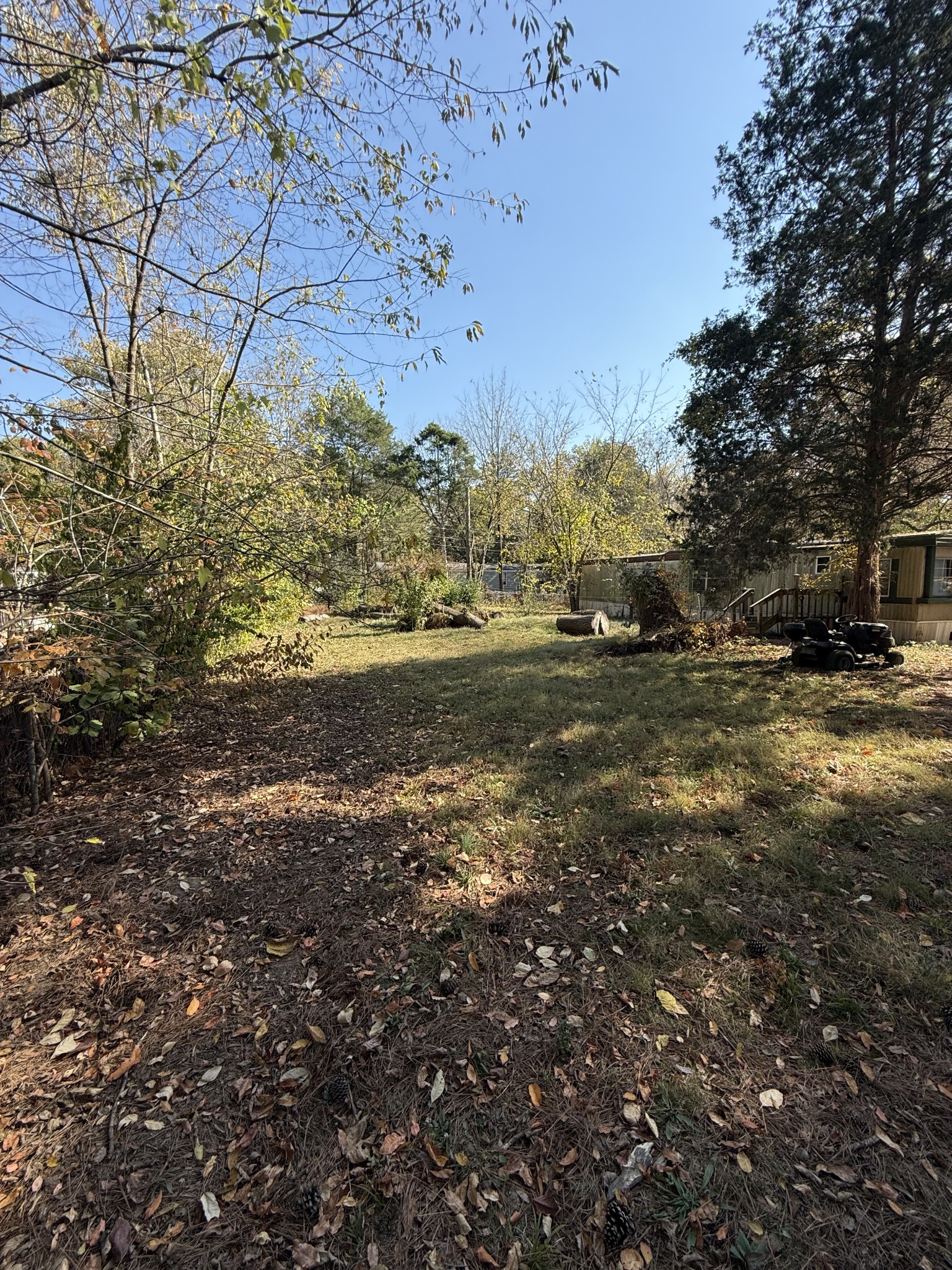 904 Center Road Clarksville, TN 37042 - Photo 1 of 7 Gallery Image 1