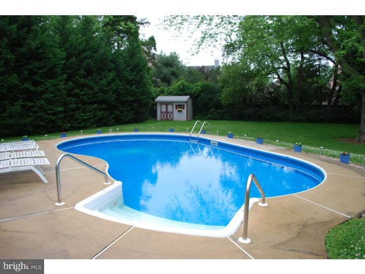 813 Hilltop Road Cinnaminson, NJ 08077 - Photo 2 of 14 Gallery Image 2