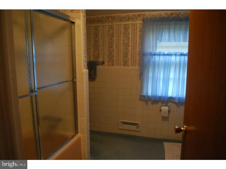 813 Hilltop Road Cinnaminson, NJ 08077 - Photo 13 of 14 Gallery Image 13