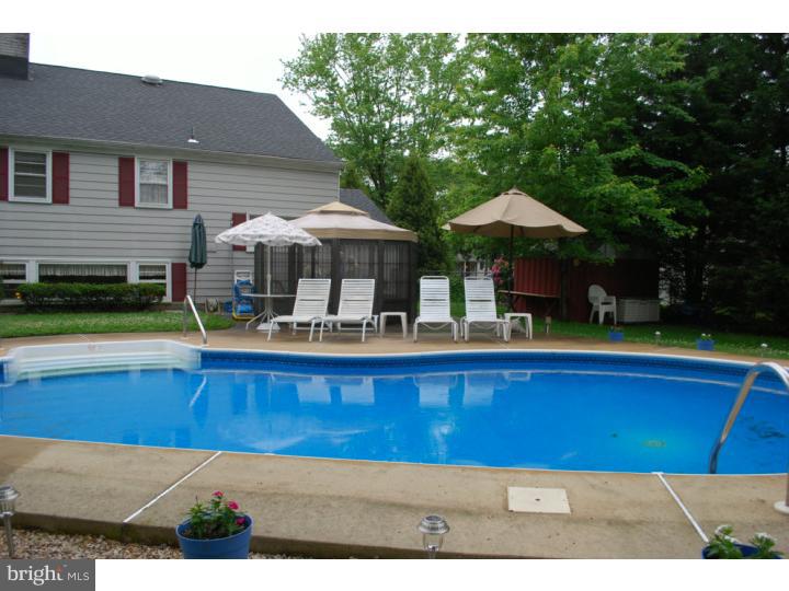 813 Hilltop Road Cinnaminson, NJ 08077 - Photo 3 of 14 Gallery Image 3