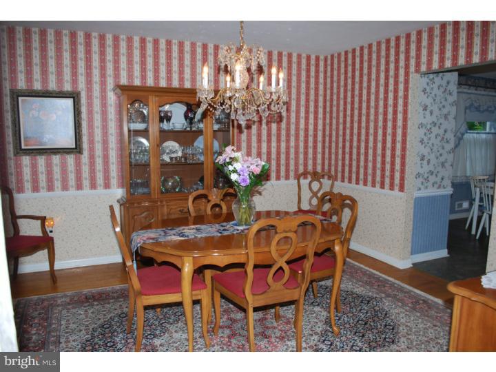 813 Hilltop Road Cinnaminson, NJ 08077 - Photo 4 of 14 Gallery Image 4