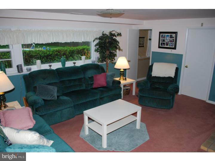 813 Hilltop Road Cinnaminson, NJ 08077 - Photo 6 of 14 Gallery Image 6