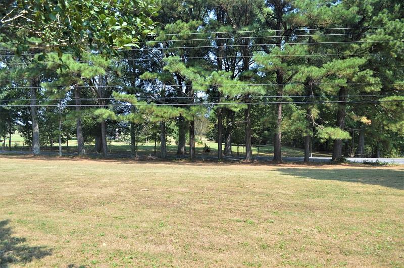 9637 Old Tullahoma Road Tullahoma, TN 37388 - Photo 3 of 30 Beautiful view from the front porch.