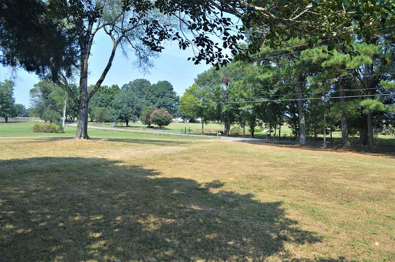 9637 Old Tullahoma Road Tullahoma, TN 37388 - Photo 5 of 30 Enjoy the country setting that surrounds this property.