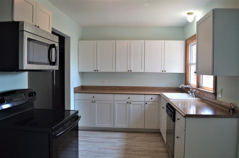 9637 Old Tullahoma Road Tullahoma, TN 37388 - Photo 9 of 30 Now lets take a look at this wonderful kitchen.