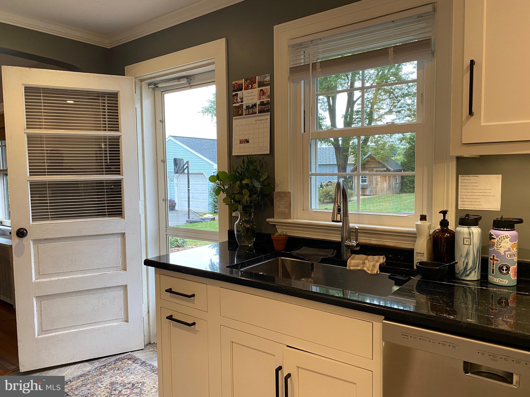 417 Lampeter Road Lancaster, PA 17602 - Photo 18 of 40 Kitchen