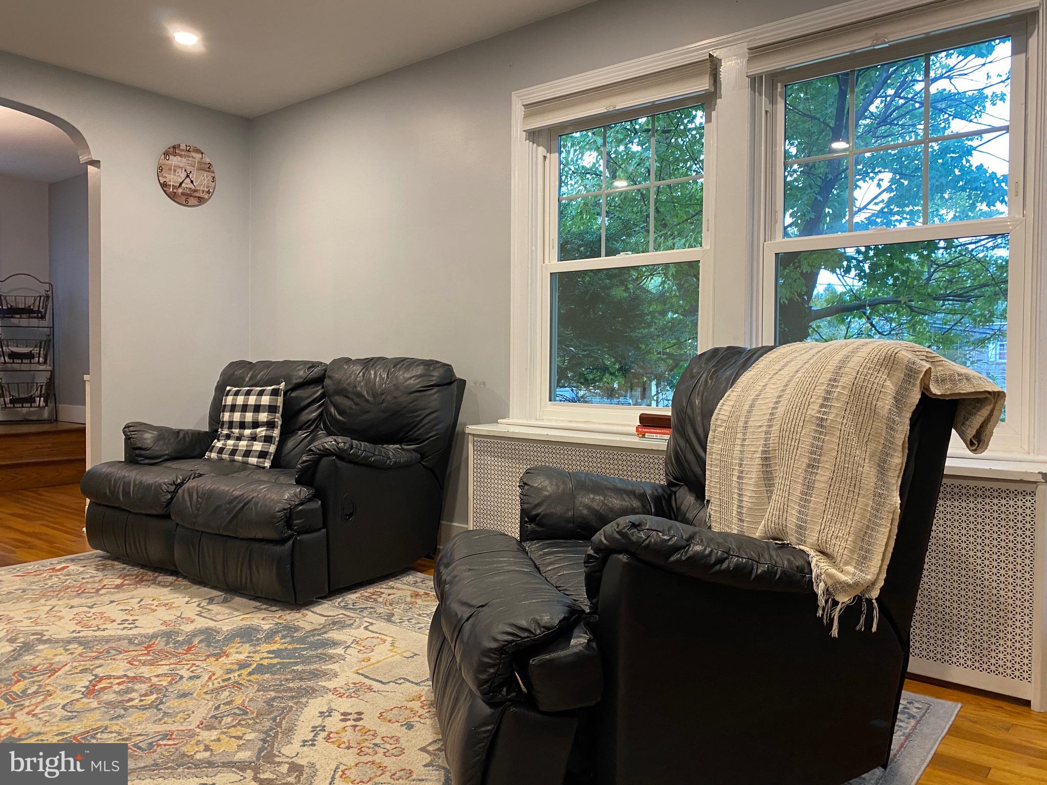 417 Lampeter Road Lancaster, PA 17602 - Photo 23 of 40 Living Room