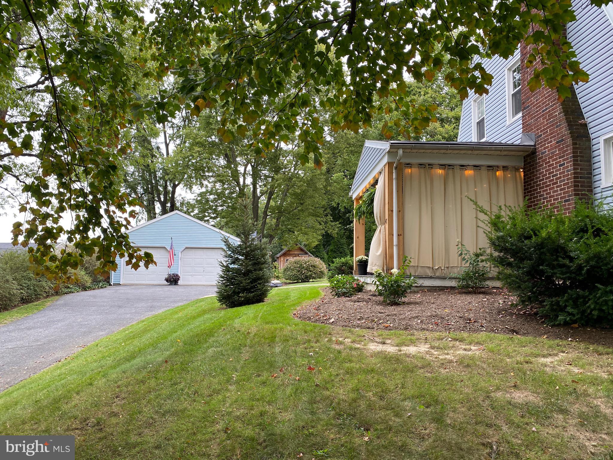 417 Lampeter Road Lancaster, PA 17602 - Photo 7 of 40 Gallery Image 7