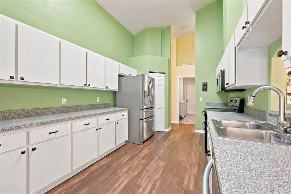 3052 Southwest 94th Street Gainesville, FL 32608 - Photo 11 of 35