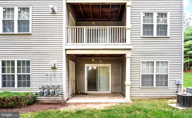 $182,500 | 8801 Stoneridge Circle, Unit T2, Baltimore, MD 21208