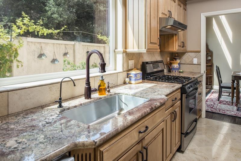 17819 Riverbend Road Salinas, CA 93908 - Photo 4 of 28 Gallery Image 4