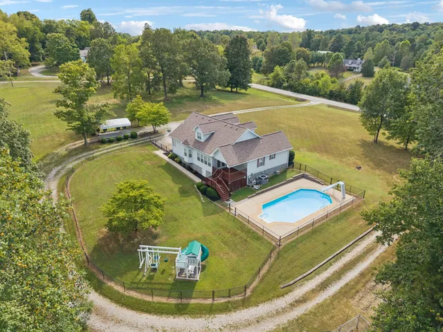 $595,000 | 4144 Highway 48 North, Charlotte, TN 37036