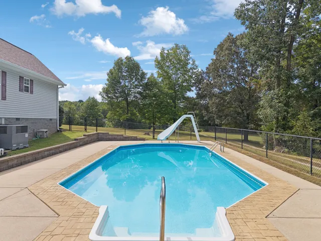 $595,000 | 4144 Highway 48 North, Charlotte, TN 37036