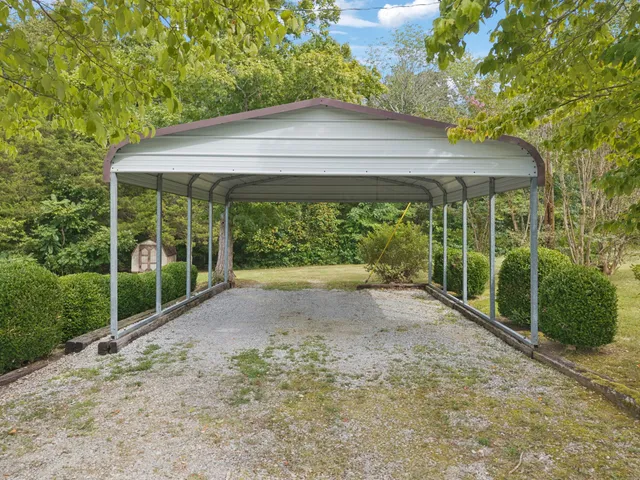 $595,000 | 4144 Highway 48 North, Charlotte, TN 37036