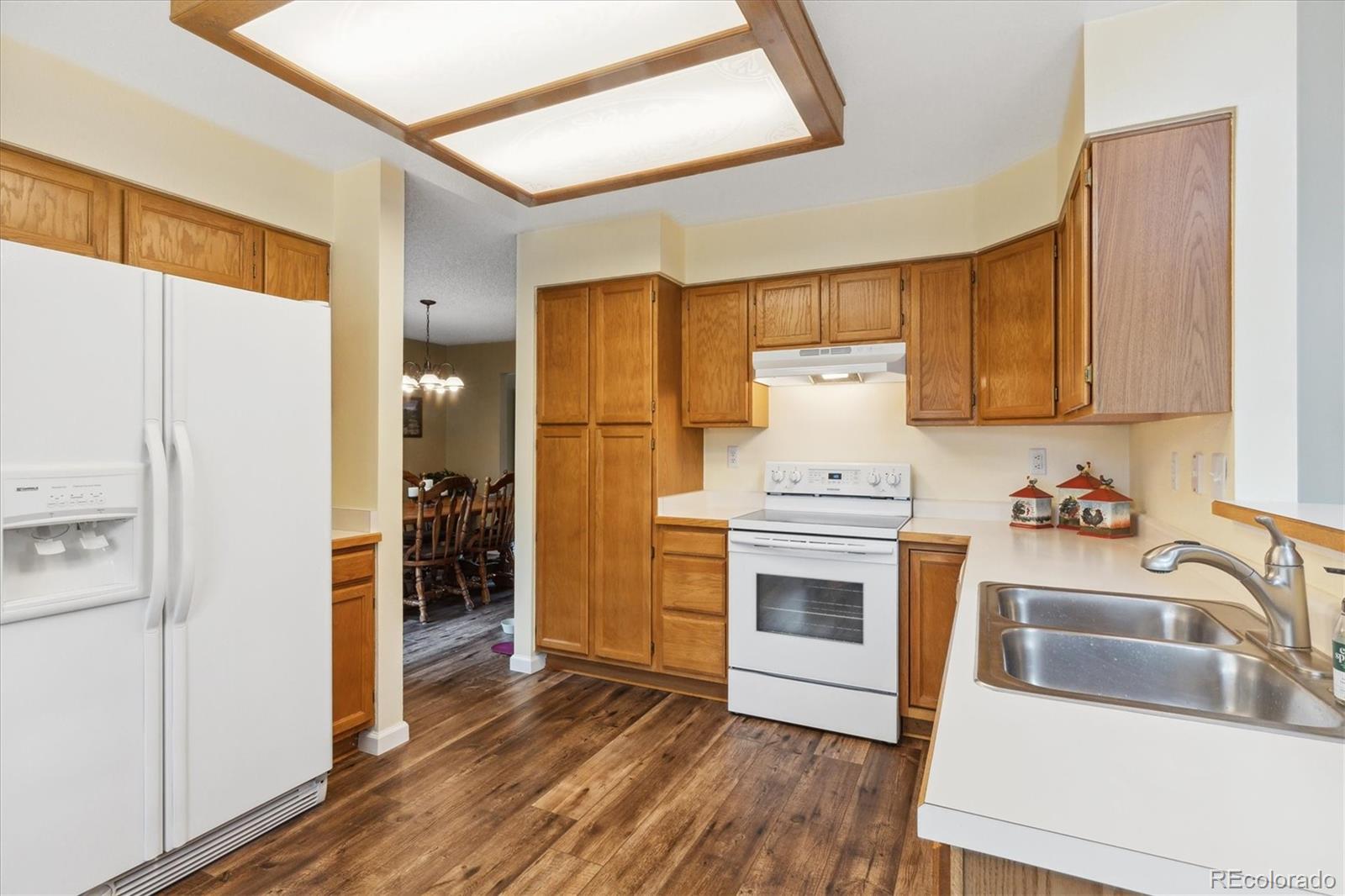 9859 Spring Hill Drive Highlands Ranch, CO 80129 - Photo 14 of 37 Gallery Image 14