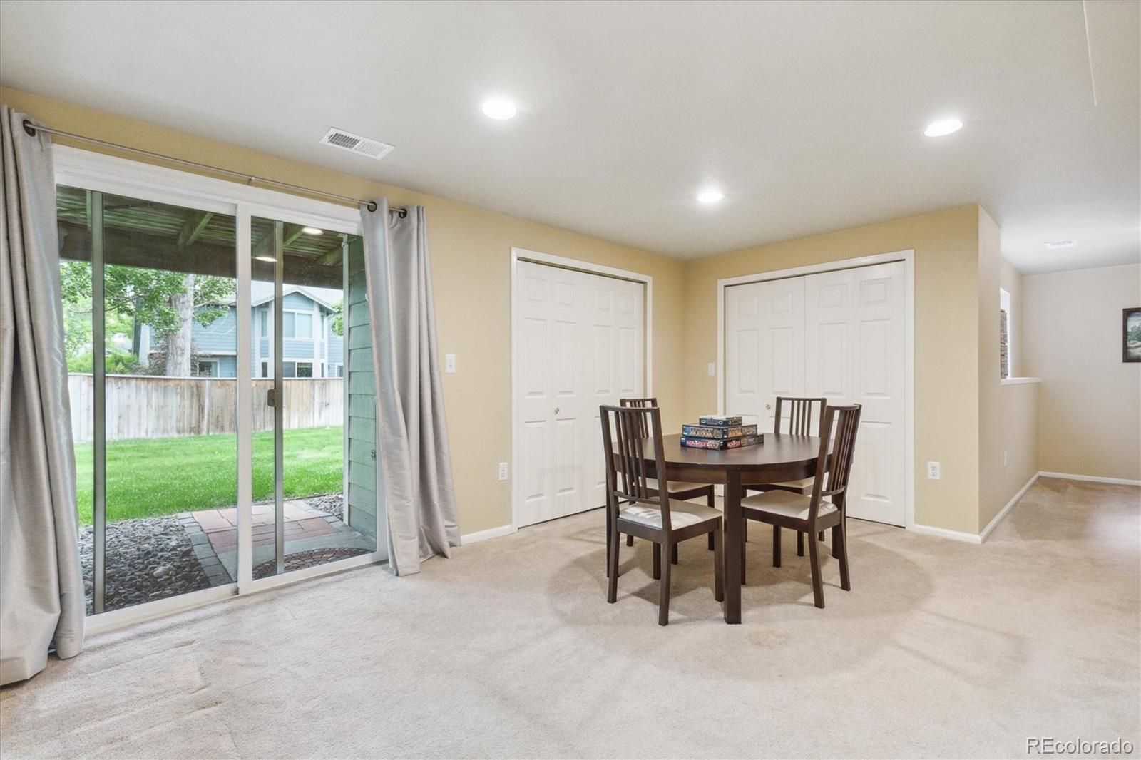 9859 Spring Hill Drive Highlands Ranch, CO 80129 - Photo 32 of 37 Gallery Image 32
