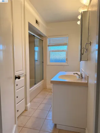 $2,900 | 4275 Heyer Avenue, Castro Valley, CA 94546