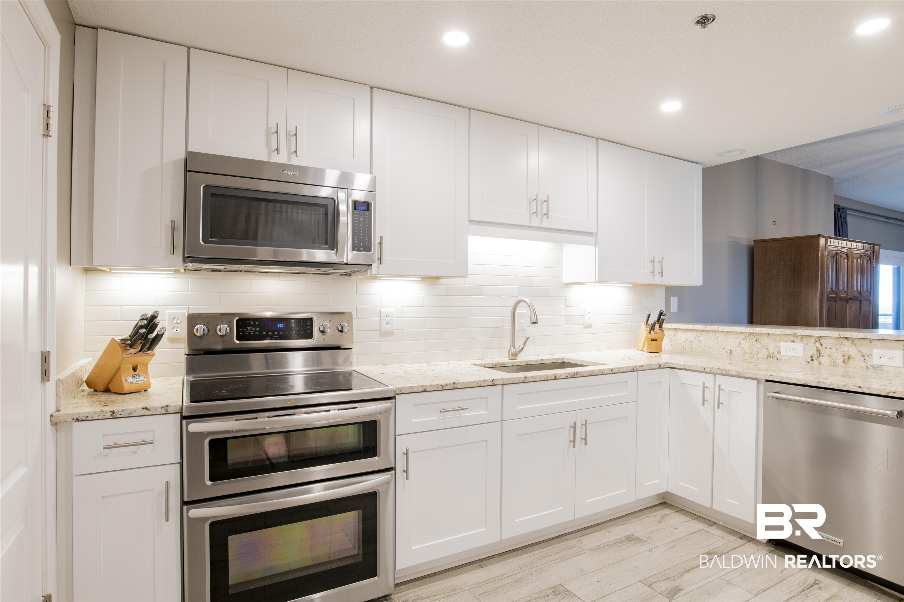 100 Tower Drive, Unit 1101 Daphne, AL 36526 - Photo 11 of 47