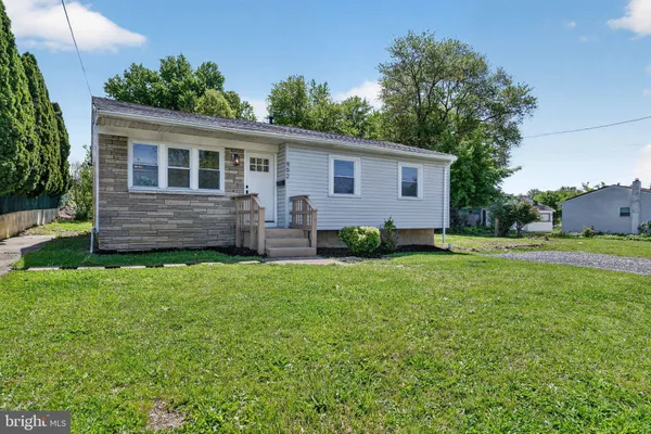 $349,999 | 902 Lambert Drive, Westampton, NJ 08060