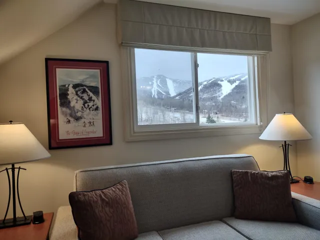 $142,500 | 228 East Mountain Road, Unit D DRMR GRAND HOTEL 350 III (LYSIAK), Killington, VT 05751