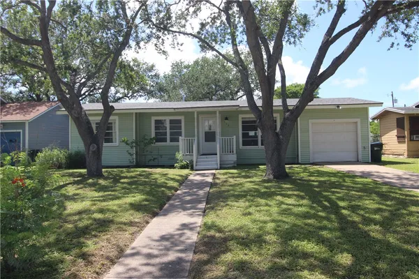 $179,900 | 519 Field Avenue, Taft, TX 78390