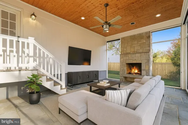 $1,820,000 | 2302 Westmoreland Street, Falls Church, VA 22046