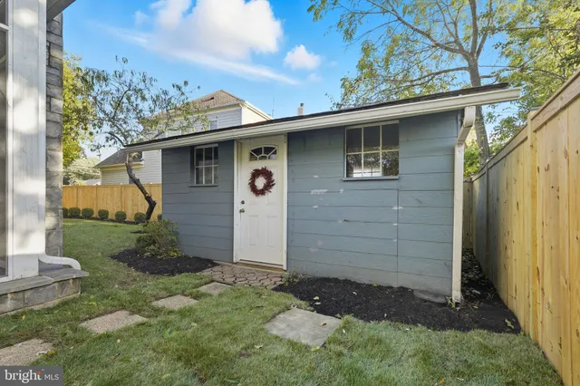 $1,820,000 | 2302 Westmoreland Street, Falls Church, VA 22046