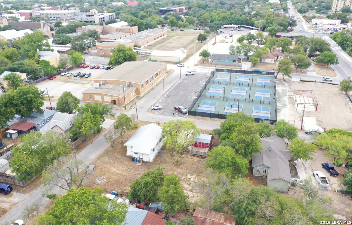 404 West Walnut Street Seguin, TX 78155 - Photo 27 of 32 an aerial view of a