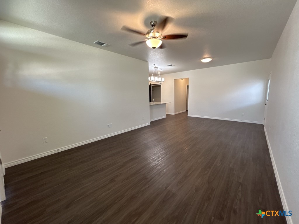 5110 Rose Gdn Loop Killeen, TX 76542 - Photo 3 of 19 a view of an empty room with a window