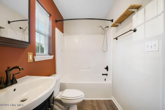 $1,700 | 106 Lois Court, Richlands, NC 28574