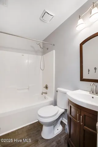 $1,700 | 106 Lois Court, Richlands, NC 28574